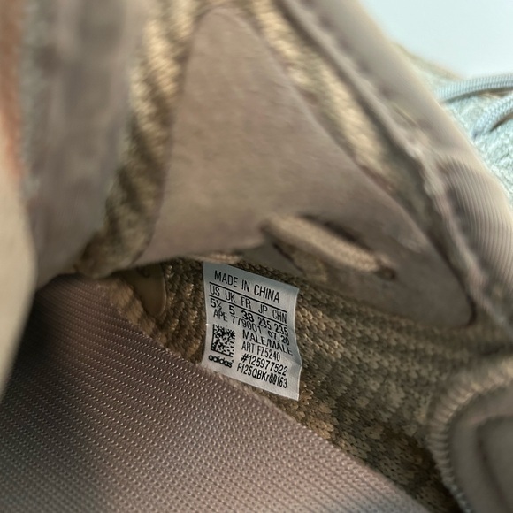 Adidas Yeezy “Sand Taupe” - Picture 7 of 7